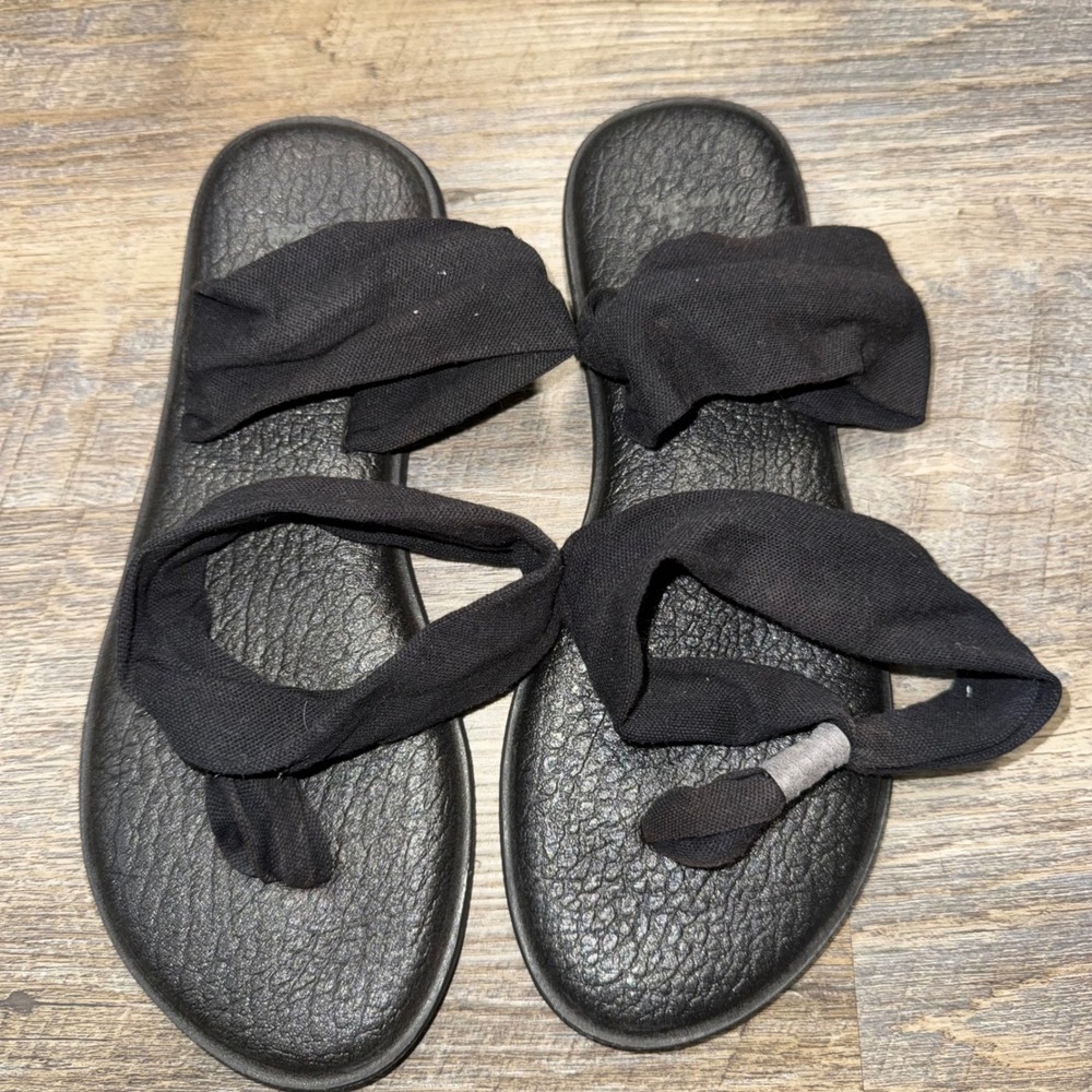Sanuk Yoga Sling 2 Womens Size 7 Black Yoga Mat Stretch Slingback Sandals